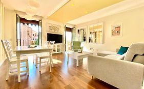 Charming Exclusive La Latina